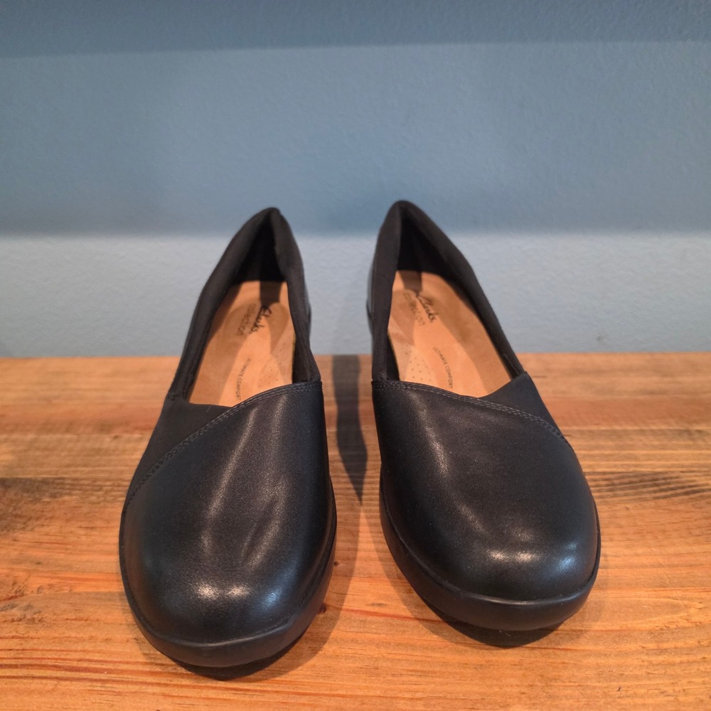 Clarks Womens Suttyn Walk Wedge Black Leather Slip On Comfort Shoes Size 11 M - Picture 2 of 10